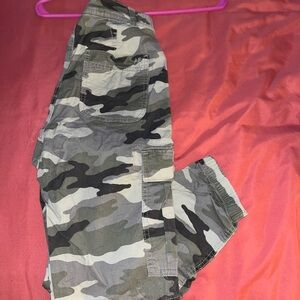 American Eagle Camo Joggers